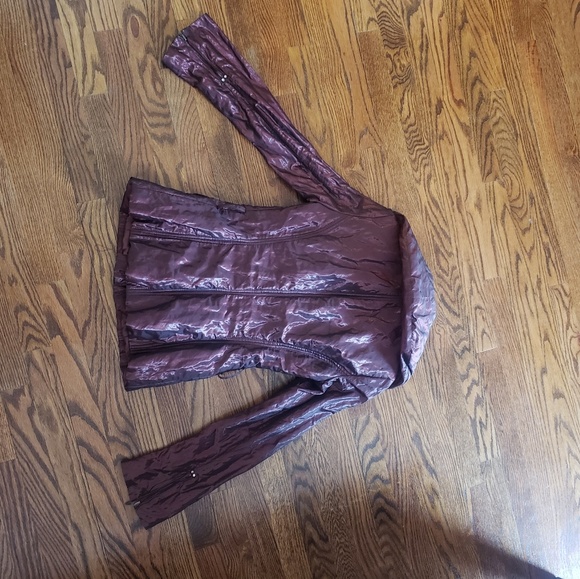 Cache Light weight Jacket - Picture 6 of 8